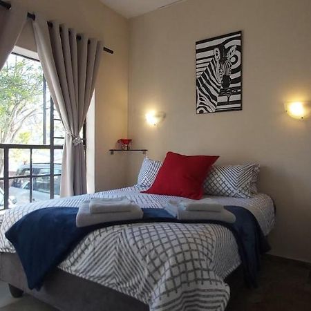 13 @ Rhinoroad Nelspruit Lägenhet Mbombela Exteriör bild