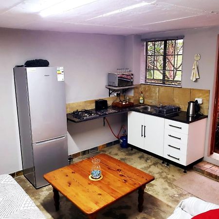 13 @ Rhinoroad Nelspruit Lägenhet Mbombela Exteriör bild