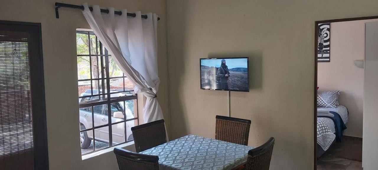 13 @ Rhinoroad Nelspruit Lägenhet Mbombela Exteriör bild