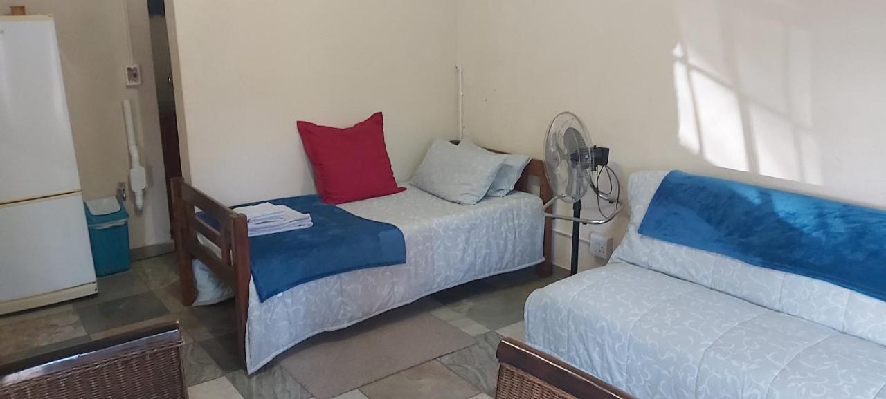 13 @ Rhinoroad Nelspruit Lägenhet Mbombela Exteriör bild