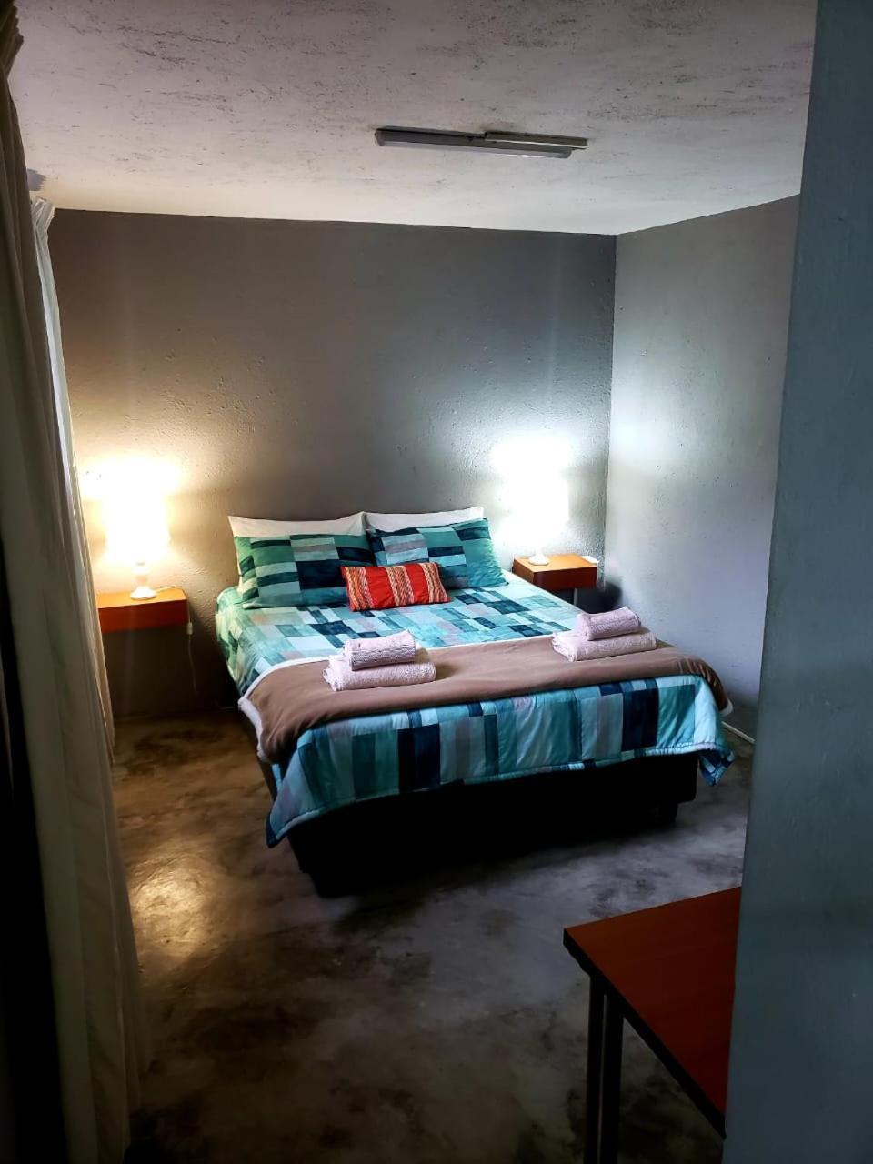 13 @ Rhinoroad Nelspruit Lägenhet Mbombela Exteriör bild